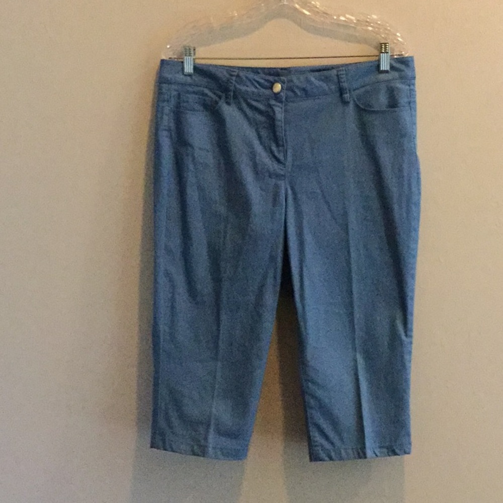 Short pants or Capris